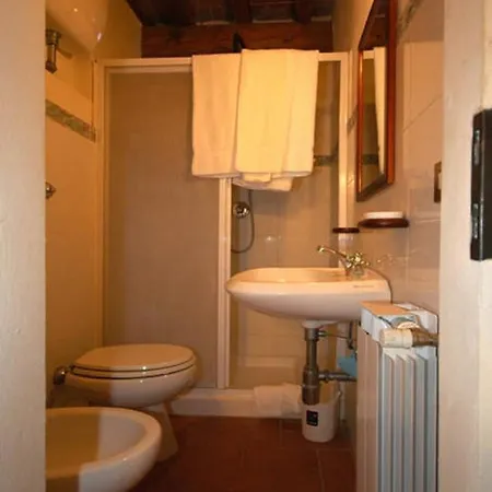 Castello Di Montegonzi Hotell *